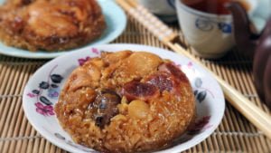 Lo Mai Gai (Glutinuous Rice with Chicken)_r
