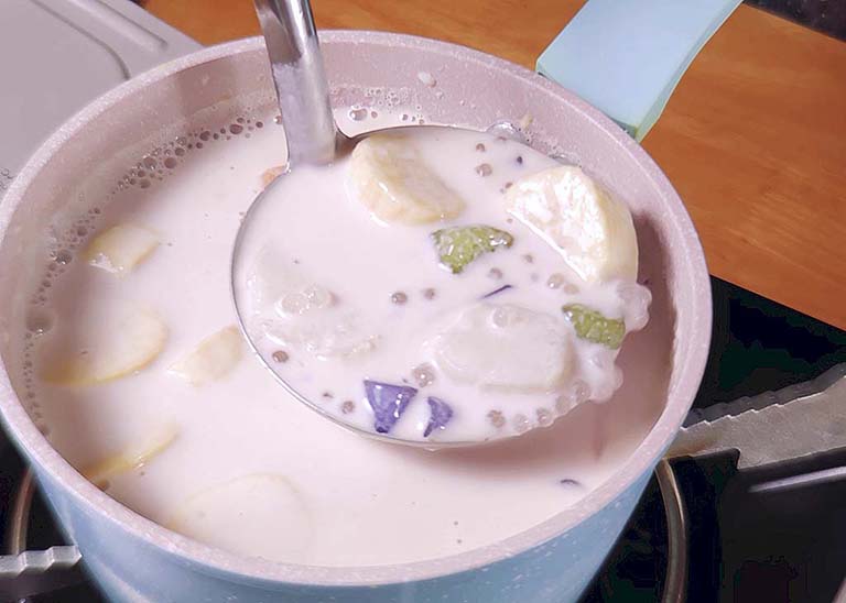 Bubur Cha Cha / Pengat (Nyonya Coconut Milk Dessert) My