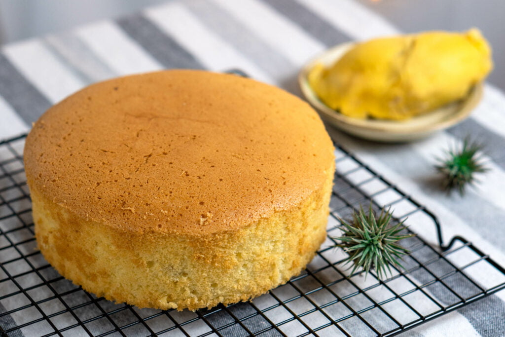 Durian Sponge Cake 榴莲海绵蛋糕