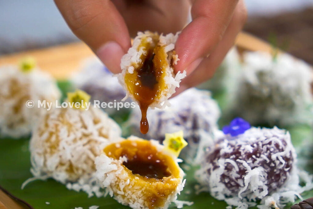 3 Flavors Ondeh Ondeh 三色椰丝球